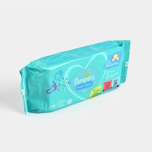 Lingettes pour bébé Premium Pampers, solution de soin doux pour bébé avec formule nettoyante douce et sûre pour la peau - Product Image 2