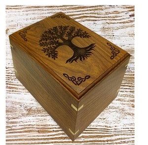 Urna Funeraria de Madera Hecha a Mano Estilo Americano con Diseño Personalizable, Urna Funeraria Resistente - Product Image 3