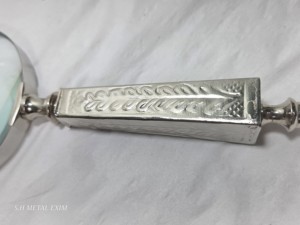 Loupe de luxe argentée à main avec poignée métallique vintage, loupe de bureau pour décoration de bureau, cadeaux d'entreprise, papeterie - Product Image 5