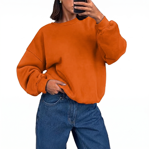 Sweat à capuche décontracté pour femme avec logo personnalisé imprimé en relief, doublure en molleton 100% coton, coupe classique et utilisable en toutes saisons - Product Image 2