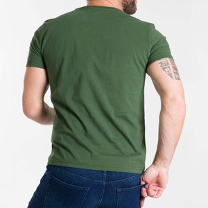 เสื้อยืดคอกลมแขนสั้นสีเขียวสำหรับผู้ชาย ผ้าฝ้าย 100% ทรงปกติ สวมใส่สบาย สีพื้น ผ้าเจอร์ซีย์ถัก ดีไซน์เรียบง่าย เป็นมิตรกับสิ่งแวดล้อม น้ำหนัก 180 กรัม - Product Image 3