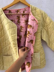 เสื้อแจ็คเก็ตผู้หญิงแบบมีฮู้ด ผ้ากำมะหยี่เย็บมือ ลายสัตว์ พิมพ์ลายโบโฮ วินเทจ บุผ้าฝ้าย ใส่ได้สองด้าน สไตล์ลำลอง สำหรับฤดูหนาว - Product Image 5