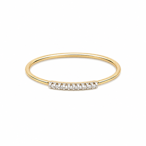 Bague pour femme en or jaune plaqué moissanite, coupe ronde brillante, design minimaliste, pour un usage quotidien - Product Image 1