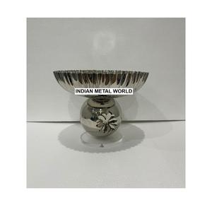 Bol de service artisanal en cuivre pur sur pied, élégante coupelle à bonbons en métal, décoration d'intérieur, vaisselle en cuivre directement de l'usine, bol à chocolat en métal - Product Image 3