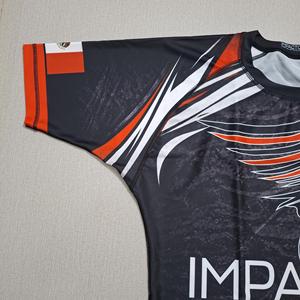 เสื้อรัดกล้ามเนื้อแบบสั่งทำพิเศษพร้อมลายพิมพ์แบบ Sublimation ผ้า Spandex/Polyester ป้องกันรังสียูวี 50+ แห้งเร็ว พร้อมแบบจำลองสำหรับ MMA & BJJ No Gi - Product Image 4