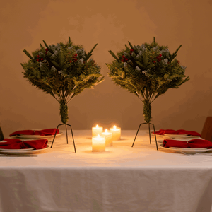 Albero di Natale Artificiale Realistico con 8 Modalità di Illuminazione, 50 LED Caldi, Timer Automatico, Impermeabile IP44, Funzionamento a Batteria, con Supporto in Vaso - Product Image 5