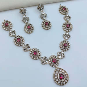 Ensemble collier et boucles d'oreilles en or plaqué 18 carats avec diamants américains pour femmes - Product Image 5