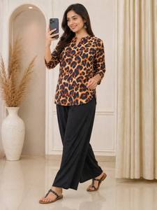 Ensemble élégant haut imprimé respirant à manches trois-quarts en polyester/coton et pantalon palazzo longueur genou pour femme - Tenue décontractée - Product Image 2