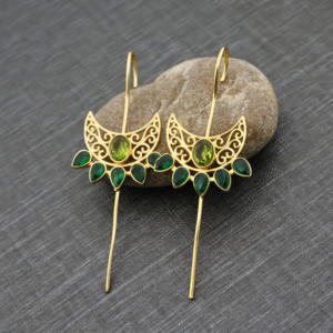 Pendientes colgantes de sello con filigrana de peridoto y cuarzo esmeralda, rellenos de oro de 18K - Product Image 4