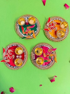 Plato Decorativo para Puja con Diseño de Swastika y Roli Chawal, para Diwali, Ganesh Chaturthi, Janmashtami, Regalos de Boda y Decoración Festiva - Product Image 3
