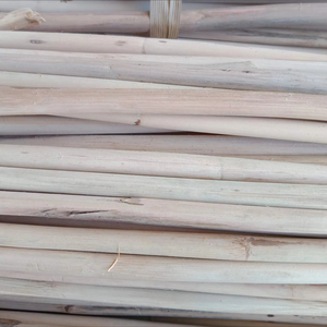 Bâtons de rotin pelé de qualité export du Vietnam, diamètre de 6 à 45 mm, longueur de 2,5 à 5,5 m |   Vente en gros et prix compétitif - Product Image 1