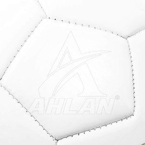 Balones de Fútbol para Práctica de Equipo, Superficie Lisa y Alta Durabilidad - Product Image 6