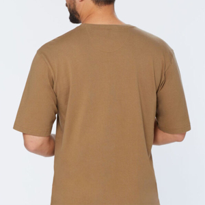 T-shirt graphique pour homme, doux et confortable, en coton, avec des impressions graphiques originales. - Product Image 3