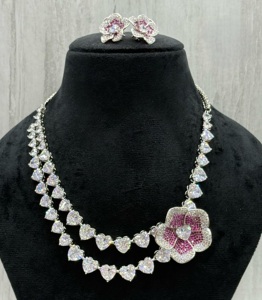 Hermoso Juego de Collar y Aretes de Moissanita y Latón Plateado, Diseño Clásico para Bodas y Compromisos, Colección para Mujer - Product Image 5