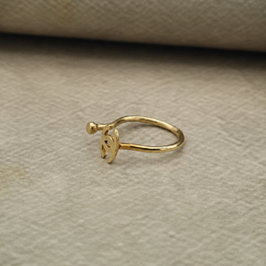 Bague fine et délicate empilable en laiton plaqué or 18 carats pour mariage, fiançailles, cadeau ou usage quotidien – Bijou délicat - Product Image 3