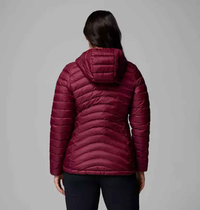 Lightweight Custom Women's Puffer Jacket Winter Quilted Coat Breathable Polyester Cotton Padded Outerwear Bomber Jacket - Product Image 3