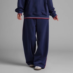 Pantalon de survêtement bleu marine pour homme avec bande latérale rouge, taille élastique, en molleton de coton décontracté, idéal pour l'automne - Product Image 1
