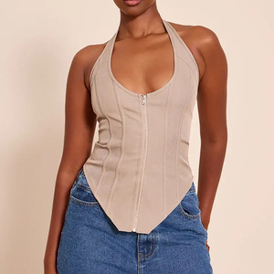 Corsé de mujer beige de moda con cuello halter estilo francés, corsé con varillas, corsé sin mangas con cremallera, corsé con bajo asimétrico, top moldeador - Product Image 1