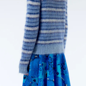 Pull en mohair rayé bleu pour femme, col rond, manches longues, décontracté, mi-long, anti-boulochage, couleur dégradée - Product Image 2
