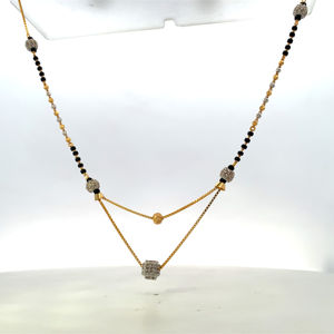 Mangalsutra en or jaune massif 22 carats, certifié BIS, avec breloques en diamant - Product Image 6