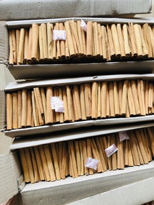 Cannelle de Cassia vietnamienne biologique de qualité supérieure, en tubes, épices et herbes séparées, en forme de bâtonnets de cigarette, prix économique / ANNA DO - Product Image 6