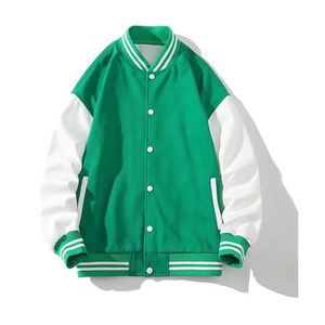 Veste varsity pour homme en tissu polaire, style baseball, coupe décontractée, col montant, fermeture à boutons. - Product Image 2
