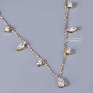 Colgante de Lujo de Oro Amarillo de 14K con Moissanita Multiforma para Mujer, con Nueve Piedras Ovaladas, Pera, Redondas y Marquesa - Product Image 5