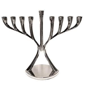 Menorah de Metal Plateado Pulido, Estilo Moderno de Ramas, Decoración Minimalista para el Hogar, Adorno de Hanukkah - Product Image 1
