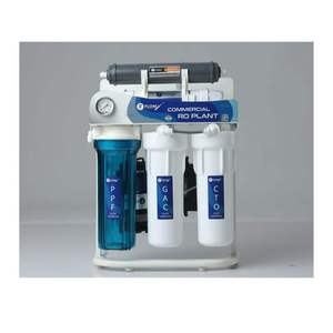 Système professionnel de traitement de l'eau pour usage commercial avec filtration intelligente et nettoyage automatisé pour les opérations de cuisine hôtelière - Product Image 1