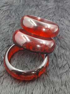 Brazalete Clásico de Resina Transparente |   Joyería hecha a mano para mujer, pulsera de resina botánica natural única, regalo de moda hecho a mano por HWC - Product Image 2