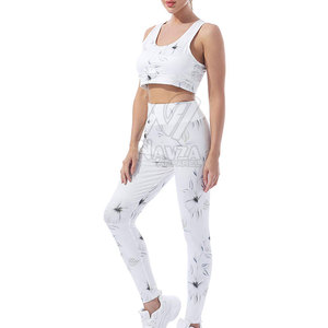 Ensemble de yoga pour femmes fabriqué au Pakistan à prix abordable, ensemble de yoga confortable pour femmes, vente en ligne d'ensembles de yoga pour femmes - Product Image 6