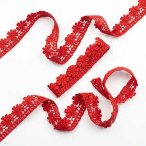 Ruban de dentelle guipure florale rouge 15 mm, 100 % polyester, écologique, de luxe, simple et traditionnel, 20 mètres, pour bandeaux, vêtements pour enfants et couture - Product Image 3