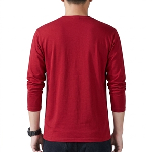 เสื้อยืดแขนยาวคอกลมผู้ชายพรีเมียม ผ้าถัก 100% คอตตอน ระบายอากาศได้ดี ทรงหลวม สวมใส่ได้ทั้งแบบลำลองและเป็นทางการ พิมพ์ลายดิจิทัล ผลิตจากโรงงานโดยตรง รับผลิตแบบ OEM - Product Image 5