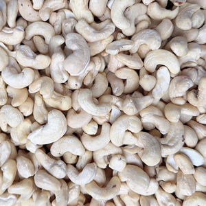 ขายส่งเม็ดมะม่วงหิมพานต์เวียดนาม ขายส่งเม็ดมะม่วงหิมพานต์ W180 Ww320 เมล็ดมะม่วงหิมพานต์ซานติโก้ เวียดนาม รับผลิตแบบ OEM, ODM - Product Image 1