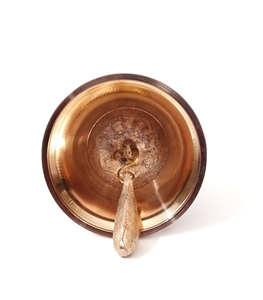 Campana de Mano Vajra de Latón Premium con Diseño Grabado Tradicional y Sonido Sagrado Claro para Puja, Aarti y Meditación - Product Image 2