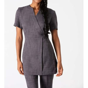 Uniforme Médico Azul Oscuro para Mujer, Camisa de Manga Corta con Cuello en V y Pantalones a Juego, Ropa de Trabajo Hospitalaria Transpirable y Duradera - Product Image 4