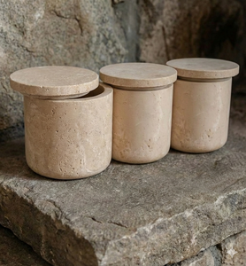 Portavelas de hormigón hecho a mano - Product Image 2