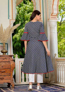 Kurta Dupatta Azul para Mujer, de Algodón Cambray con Estampado Floral, Cuello Redondo, Mangas Tres Cuartos, con Detalles de Espejo, Ropa Étnica - Product Image 4