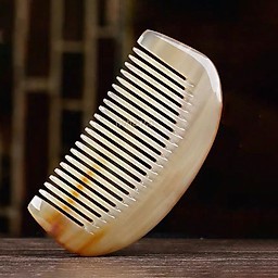 Peigne à cheveux en corne de buffle fait main, peigne antistatique naturel pour des soins capillaires doux - Product Image 5