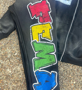 ชุดกีฬาฤดูหนาวลำลองสำหรับผู้ชายจากผู้ผลิตตามสั่ง ผ้าฝ้ายนุ่มสบาย พิมพ์ลายสกรีน ดีไซน์แบบซ้อน ปักลาย - Product Image 2