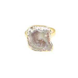 Anillo Clásico de Diseño con Piedra Única de Geoda Druzy Gris Natural, Chapado en Oro de 18K, Joyería de Latón al por Mayor para Mujeres y Niñas - Product Image 1