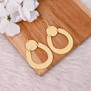Pendientes Colgantes Chapados en Oro con Diseño de Martillo, para Compromiso, Boda, Aniversario, Regalo para Mujer, Precio de Mayoreo, Regalo Perfecto para Ella - Product Image 2