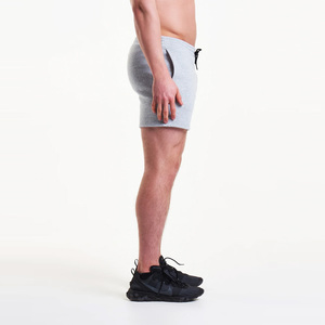 Pantalones cortos de color sólido para hombre, material suave al tacto, con diseño de logotipo personalizable y cintura elástica para mayor comodidad en verano, precio económico. - Product Image 2