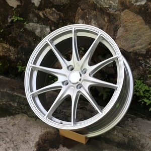 Nouvelles roues de voiture de tourisme en alliage de moulage blanc argenté de 17 pouces à rayons multiples 17x17.0 5x114.3 pour jantes de réplique BMW pour 21 20 pouces - Product Image 4