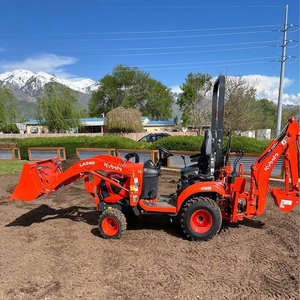 Le mini-tracteur polyvalent BX23S présente un contrôle 4x4, des pédales HST à 2 vitesses et une benne de chargement rigide de 739 lb. - Product Image 6
