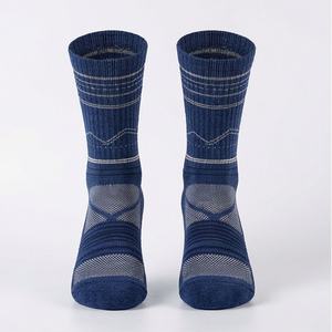 Merino Wool Hiking <b>Socks</b> Crew Sports Wholesale Outdoor Trekking Athletic Thermal Warm Breathable Moisture Wick Customized Color - Product Image 1