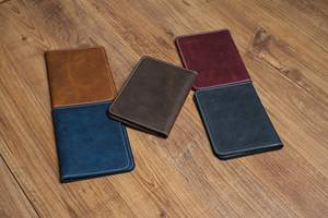 Tarjetero de Pasaporte de Cuero Genuino al por Mayor, Cartera de Viaje Personalizada con Bloqueo RFID, Funda Protectora de Pasaporte de Piel para Uso Diario a la Moda - Product Image 5