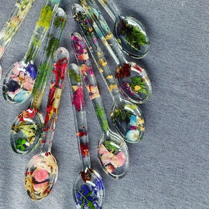 Top Sale 2026 Resin Salad Serving Utensils Stylish and Lightweight resin Salad Spoons and Forks for Modern Kitchen and Dining - Product Image 1