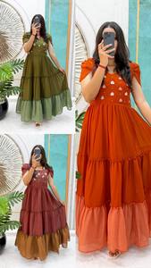 Lanzamiento de Nuestro Vestido de Algodón Mull con Hermoso Trabajo Maggam: Donde la Elegancia se Une a la Comodidad - Product Image 4