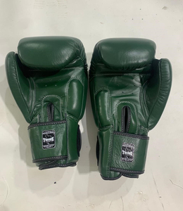 Gants d'entraînement et de sparring professionnels pour adultes, en cuir respirant vert foncé de haute qualité, avec fermeture Velcro, design personnalisé - Product Image 3